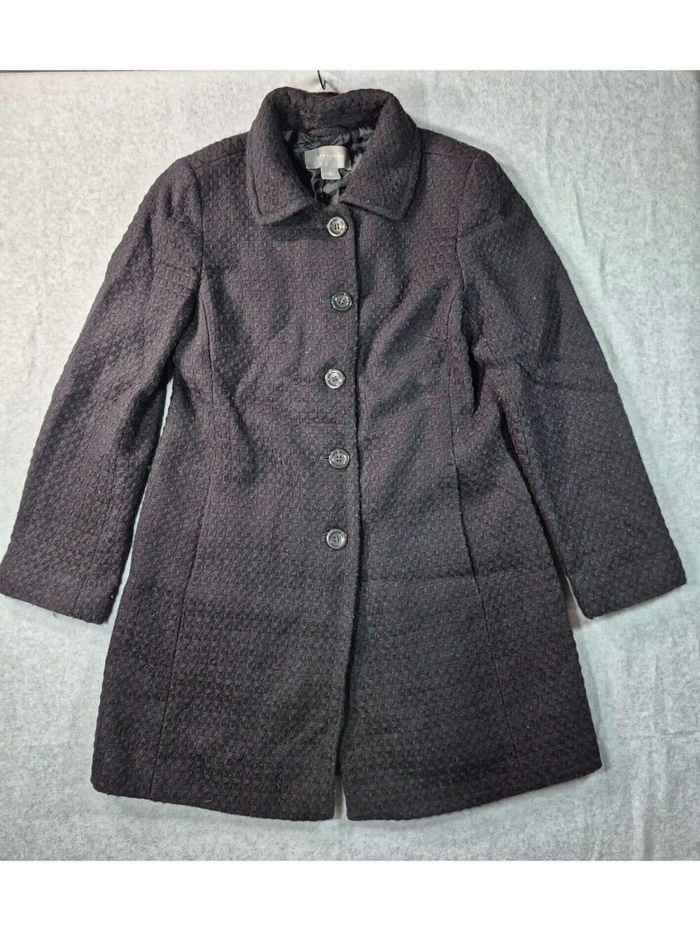 Ann Taylor Women’s Size 10 Black Textured Button Front Long Coat